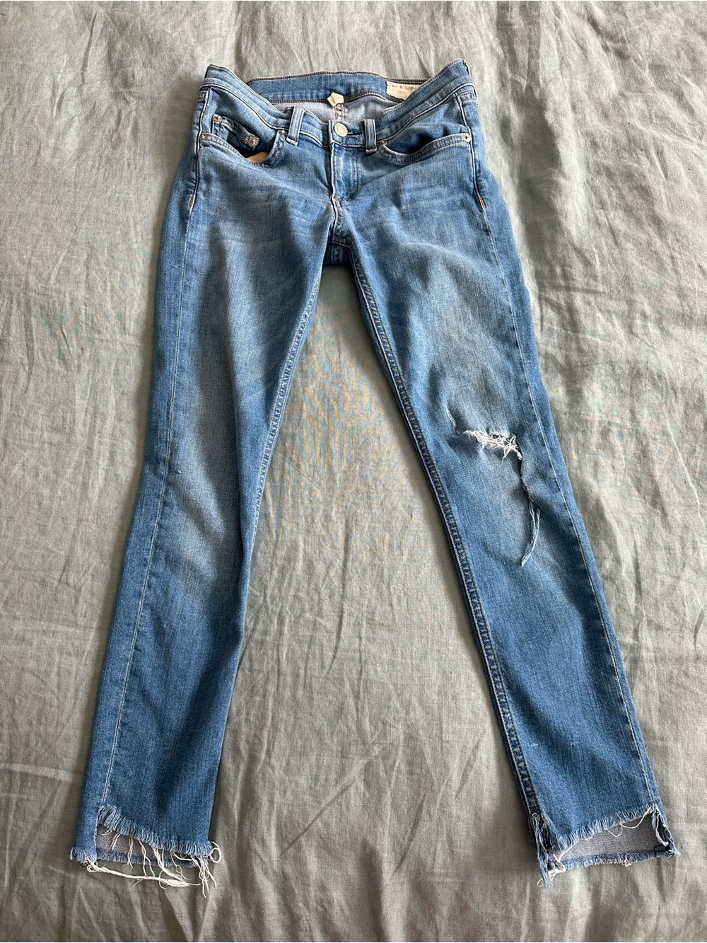 Rag & Bone Light Blue Distressed Women's Jeans “capri”